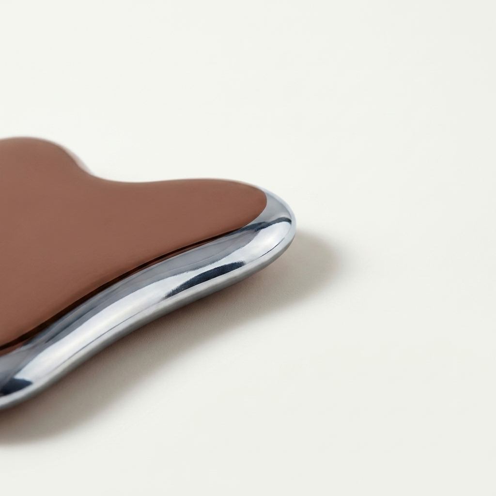 NayaPure Cryo Gua Sha steel detail